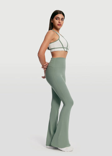 Sleek High-Waisted Foxy Flare Leggings