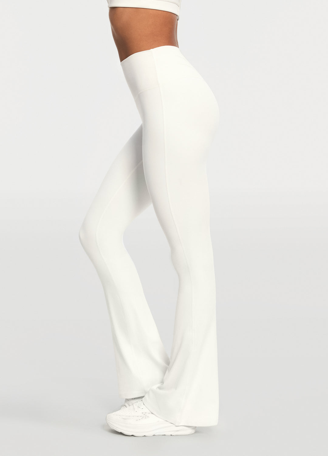 Figure-Flattering High-Waisted Foxy Flare Leggings